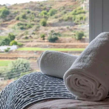 Cuevas De Sacromonte Teror